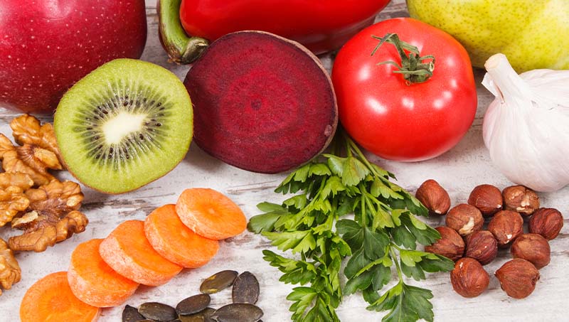 A Ponderay Chiropractor at By Design Chiropractic explains which foods fight inflammation